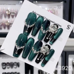 Handmade press on nails